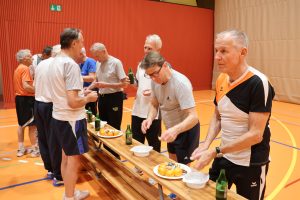 Samichlaus auf Besuch beim MTV Emmenstrand
