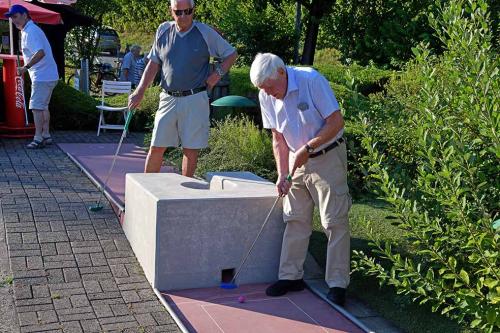 2022-08-Minigolf-07