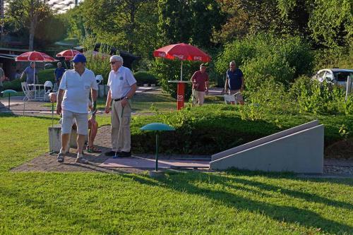 2022-08-Minigolf-11