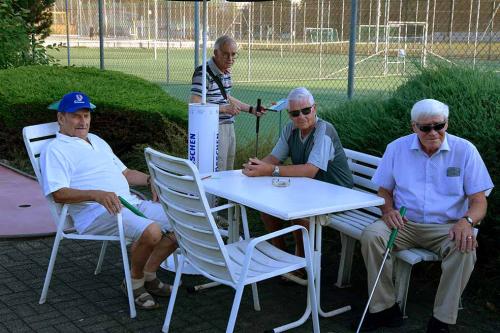 2022-08-Minigolf-12