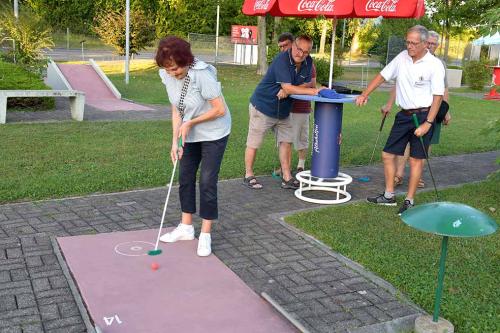 2022-08-Minigolf-13